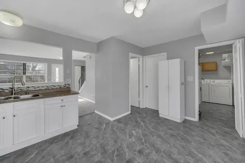 1784 Mccormick Lane Hanover Park IL 60133