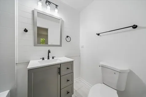15209 Linden Drive Oak Forest IL 60452