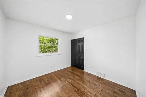 15209 Linden Drive Oak Forest IL 60452