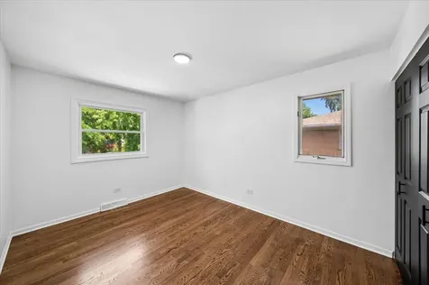 15209 Linden Drive Oak Forest IL 60452