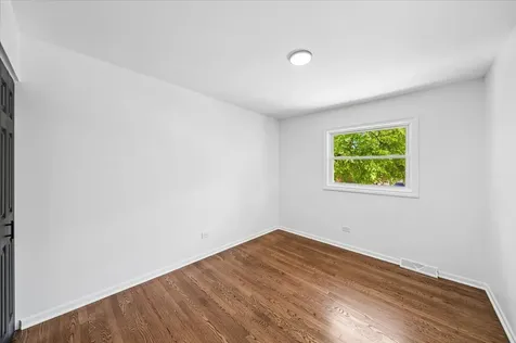 15209 Linden Drive Oak Forest IL 60452