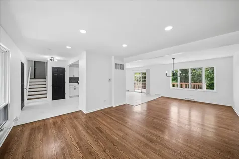 15209 Linden Drive Oak Forest IL 60452