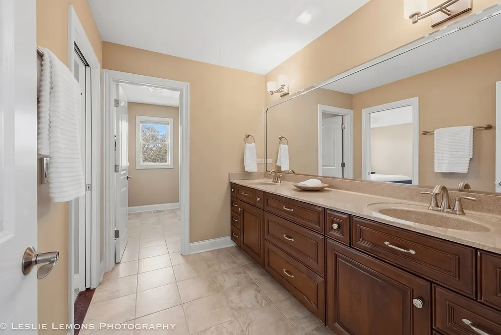 1411 Hatchwood Court Naperville IL 60565
