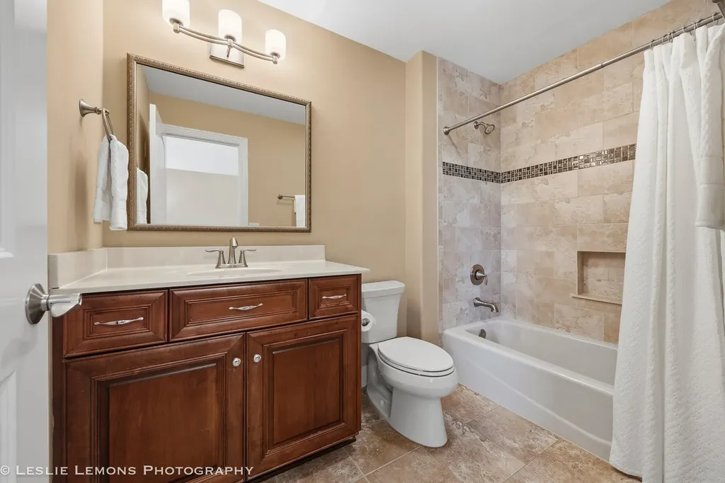 1411 Hatchwood Court Naperville IL 60565