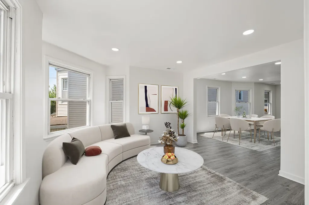 2622 North Central Park Avenue Chicago IL 60647