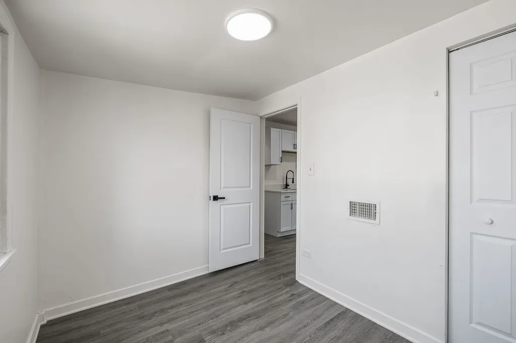 2622 North Central Park Avenue Chicago IL 60647