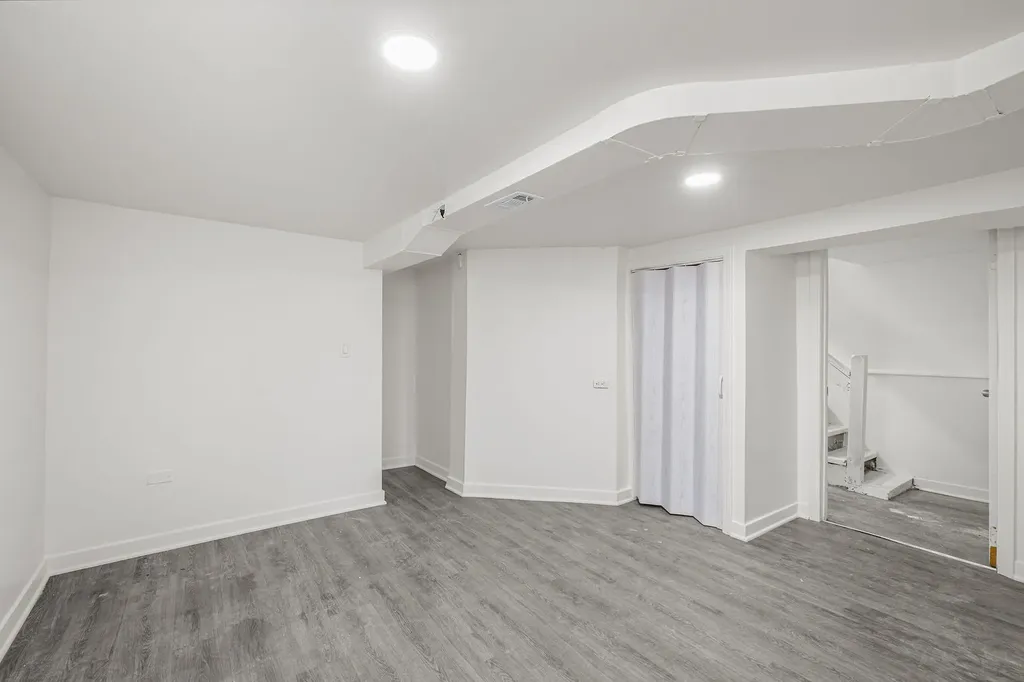 2622 North Central Park Avenue Chicago IL 60647