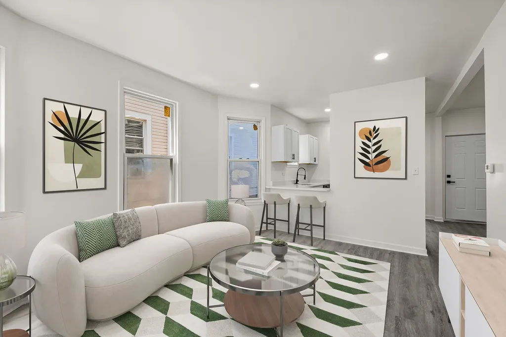 2622 North Central Park Avenue Chicago IL 60647