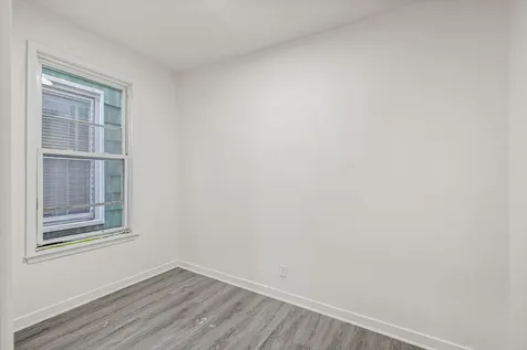 2622 North Central Park Avenue Chicago IL 60647