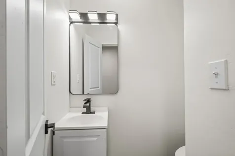 2622 North Central Park Avenue Chicago IL 60647