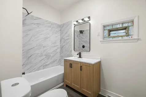 2622 North Central Park Avenue Chicago IL 60647