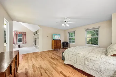 1544 Laurel Oaks Drive Streamwood IL 60107