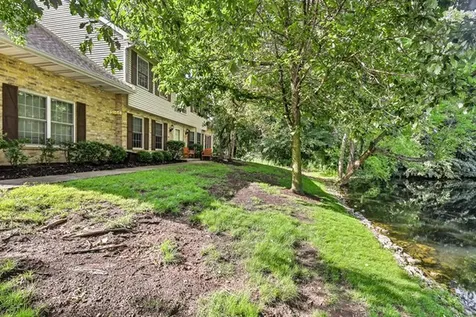 1544 Laurel Oaks Drive Streamwood IL 60107