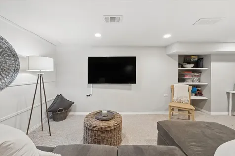 5615 Lawn Drive Western Springs IL 60558