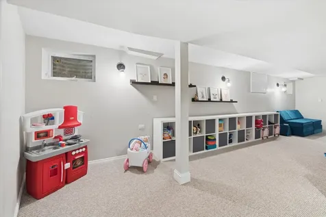5615 Lawn Drive Western Springs IL 60558