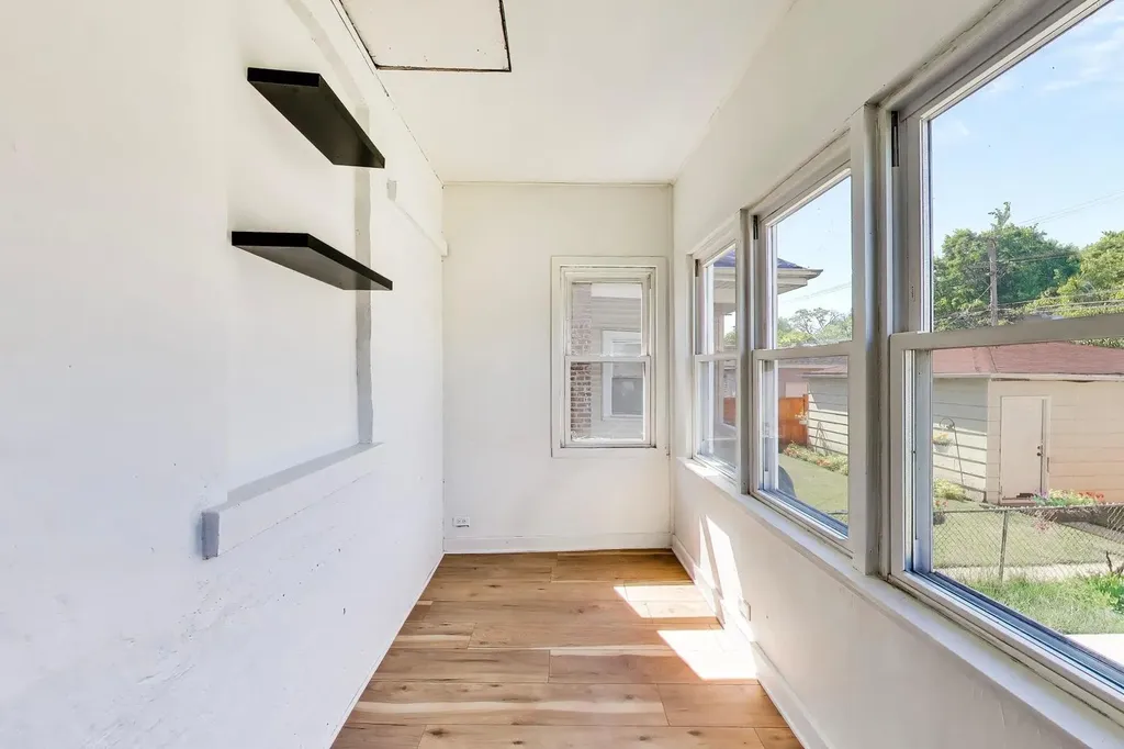 524 East 90th Street Chicago IL 60619