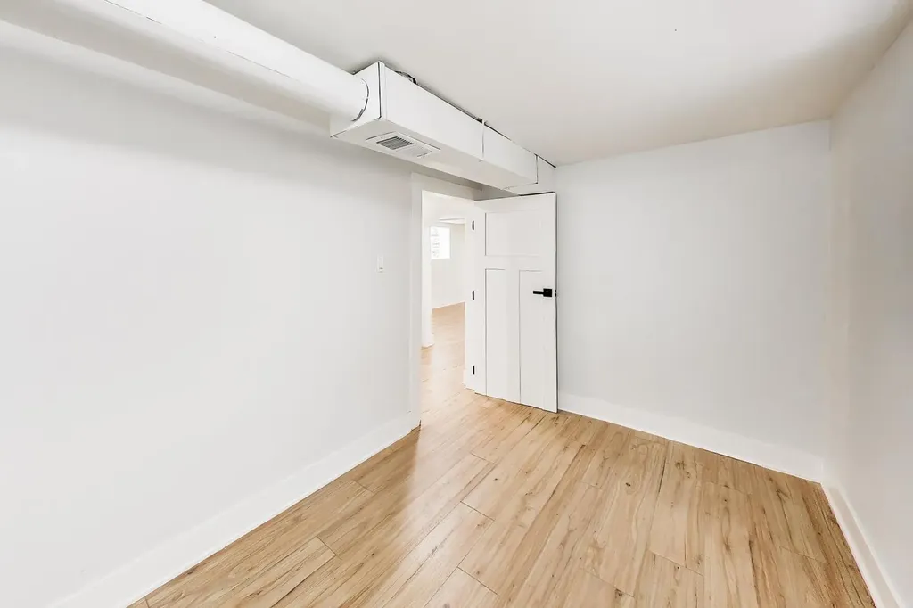 524 East 90th Street Chicago IL 60619