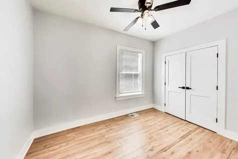 524 East 90th Street Chicago IL 60619