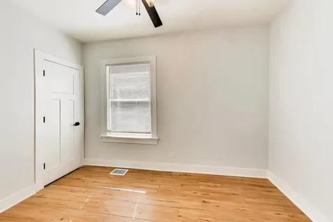 524 East 90th Street Chicago IL 60619