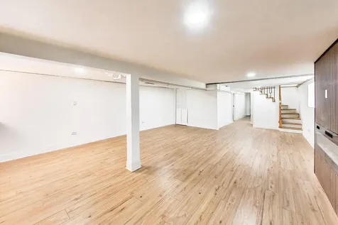 524 East 90th Street Chicago IL 60619
