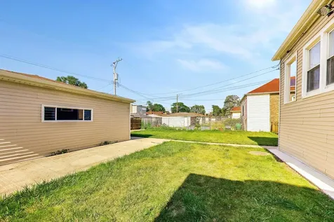 524 East 90th Street Chicago IL 60619