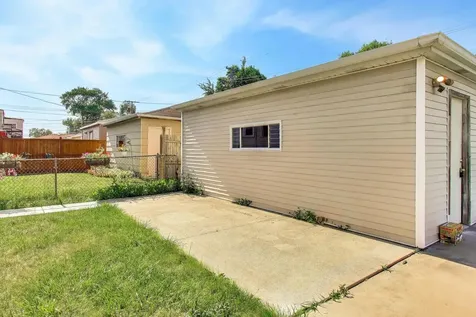 524 East 90th Street Chicago IL 60619