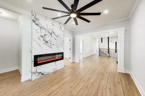 524 East 90th Street Chicago IL 60619