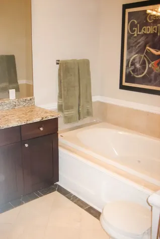 3319 North Southport Avenue Chicago IL 60657