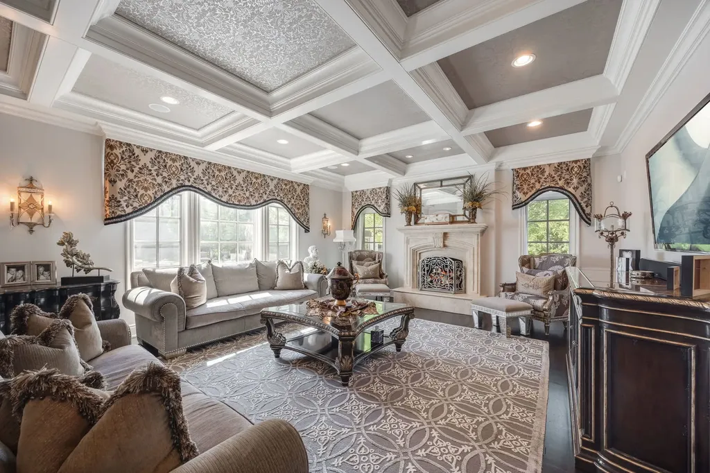 50 Baybrook Lane Oak Brook IL 60523
