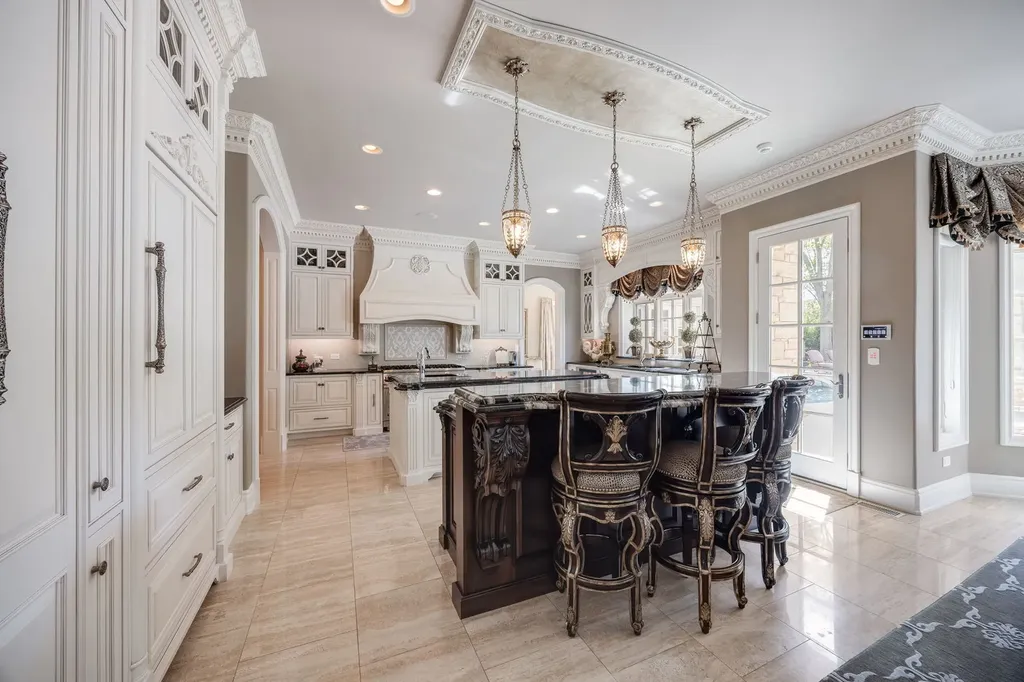 50 Baybrook Lane Oak Brook IL 60523