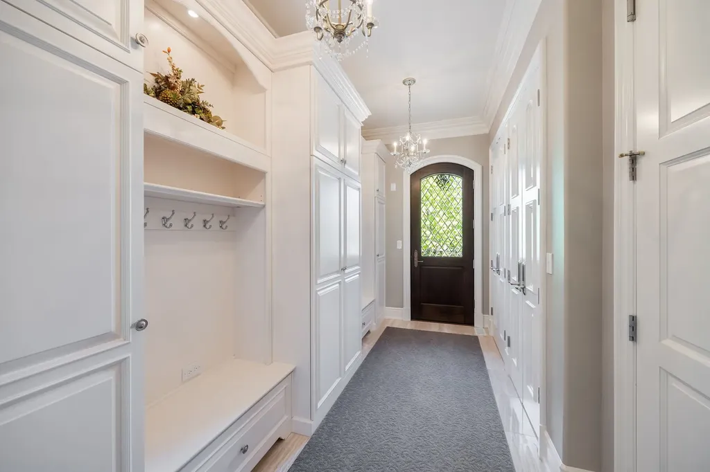 50 Baybrook Lane Oak Brook IL 60523