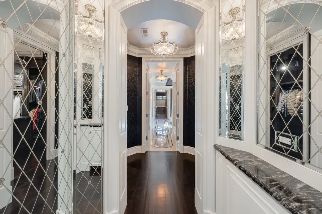 50 Baybrook Lane Oak Brook IL 60523
