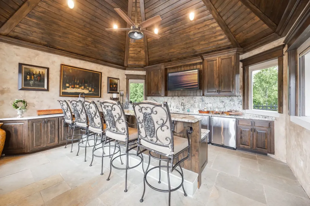 50 Baybrook Lane Oak Brook IL 60523
