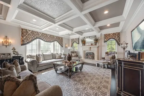 50 Baybrook Lane Oak Brook IL 60523