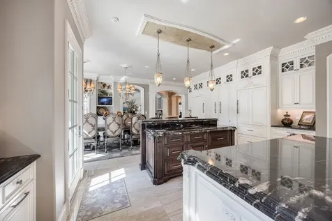 50 Baybrook Lane Oak Brook IL 60523