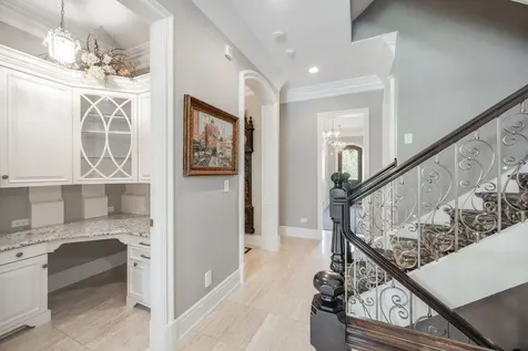 50 Baybrook Lane Oak Brook IL 60523