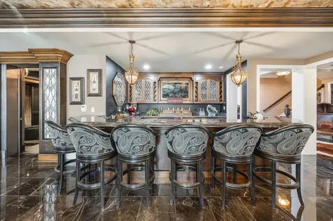 50 Baybrook Lane Oak Brook IL 60523