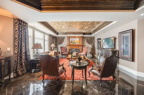 50 Baybrook Lane Oak Brook IL 60523