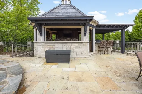 50 Baybrook Lane Oak Brook IL 60523
