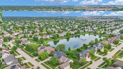4905 Peifer Lane Champaign IL 61822