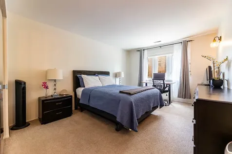 9332 Landings Lane Des Plaines IL 60016