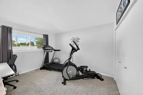 188 Paramount Drive Wood Dale IL 60191