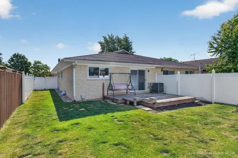 188 Paramount Drive Wood Dale IL 60191