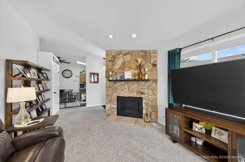 188 Paramount Drive Wood Dale IL 60191