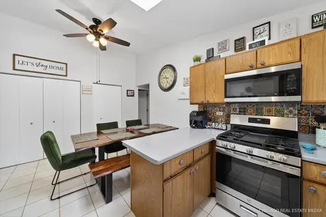 188 Paramount Drive Wood Dale IL 60191