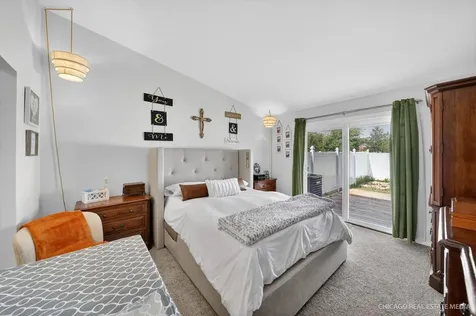 188 Paramount Drive Wood Dale IL 60191