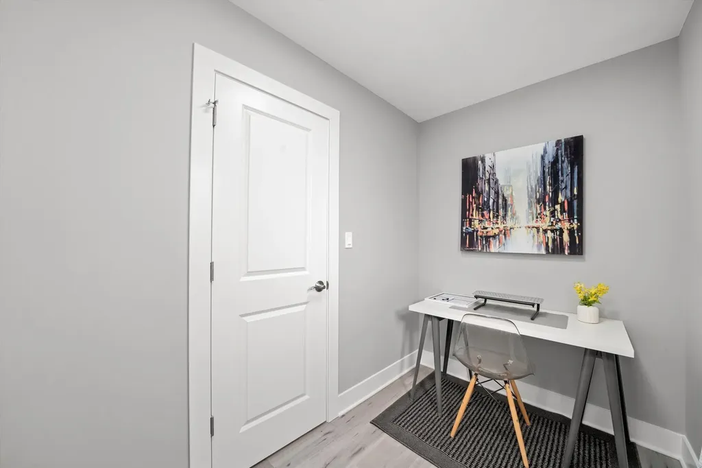 819 East 98th Place Chicago IL 60628
