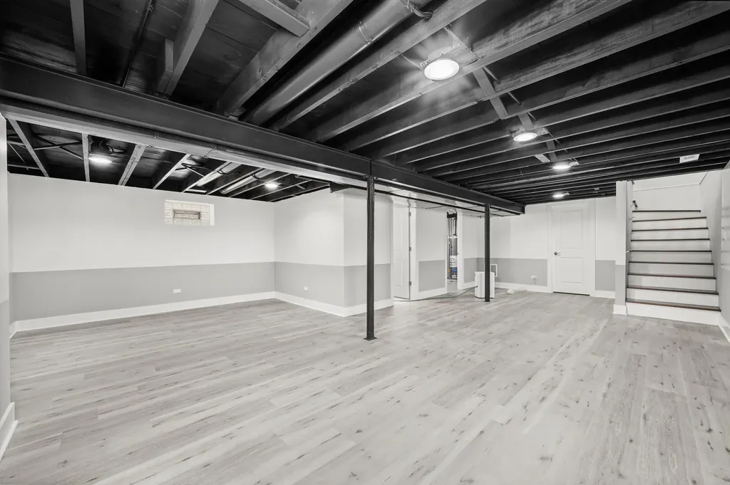 819 East 98th Place Chicago IL 60628