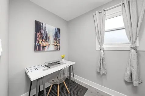 819 East 98th Place Chicago IL 60628