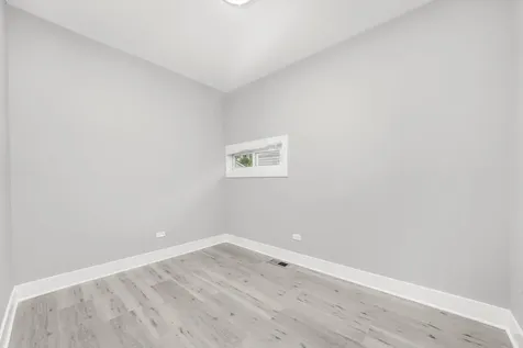 819 East 98th Place Chicago IL 60628